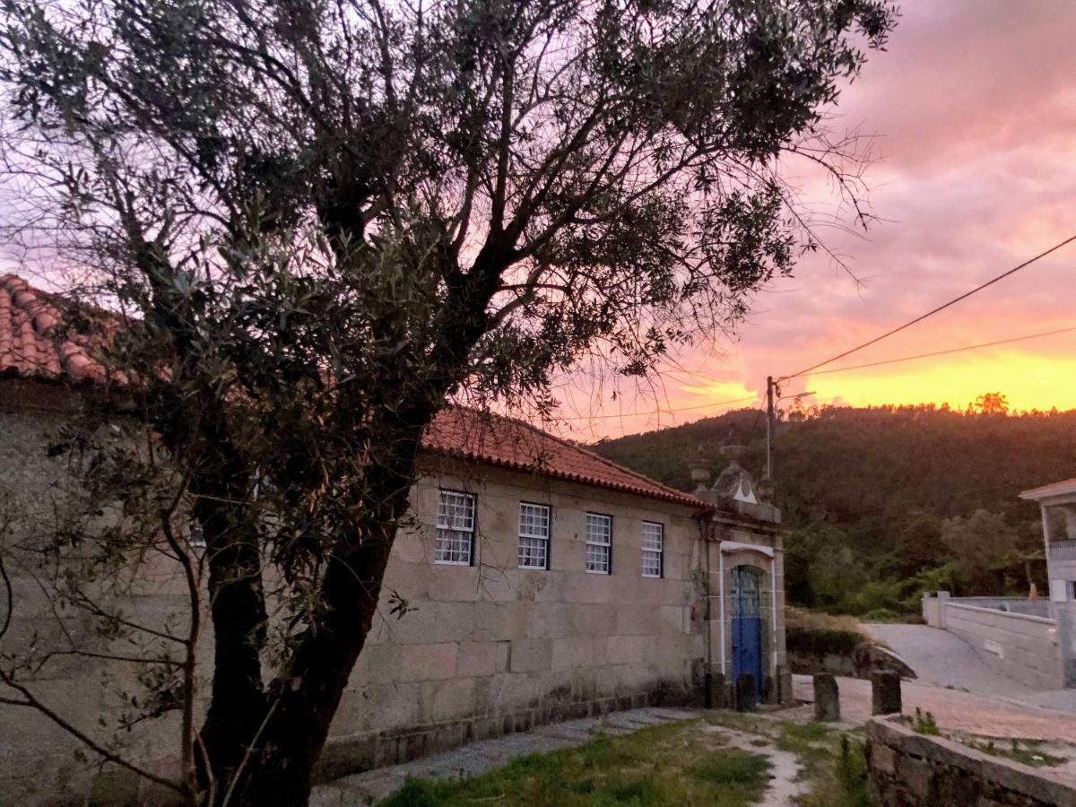 Casa Da Ventozella Guest House Пенафиел Екстериор снимка
